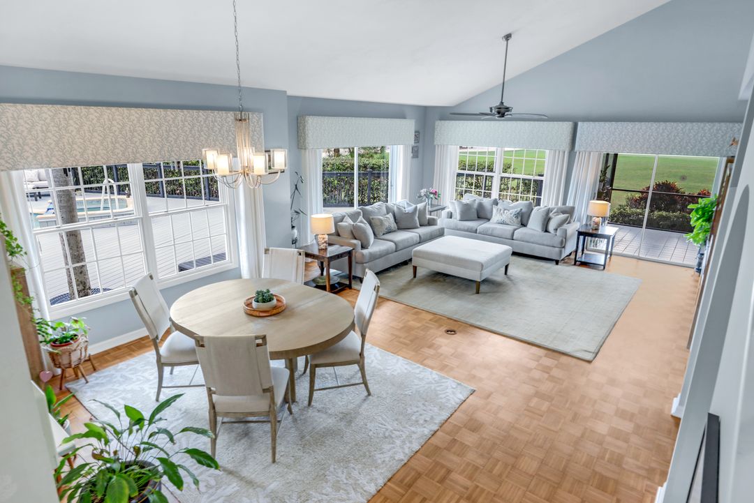 28 Golf Cottage Dr, Naples, FL 34105