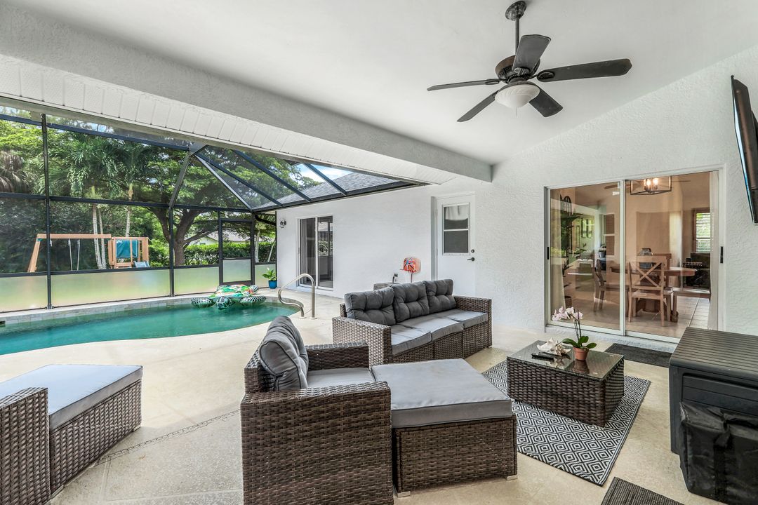 124 Heritage Way, Naples, FL 34110