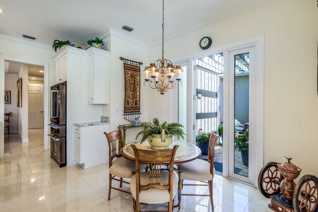 3687 Olde Cottage Ln, Bonita Springs, FL 34134