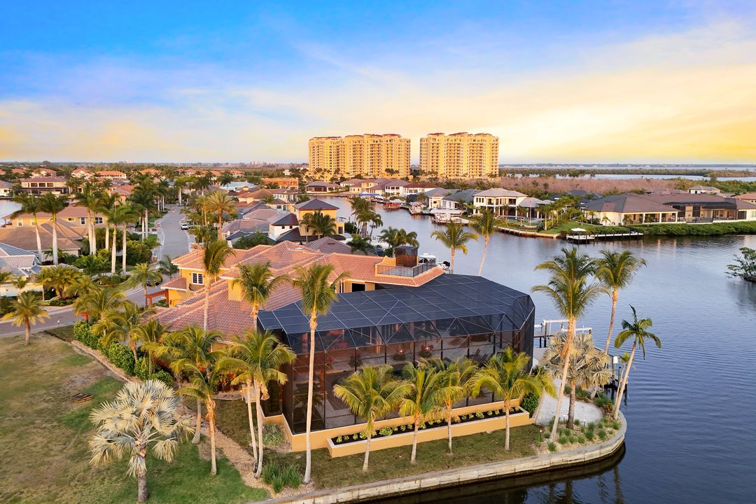 1532 Hermitage Ln, Cape Coral, FL 33914