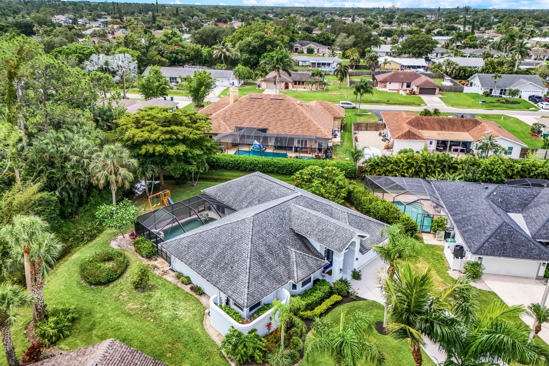 124 Heritage Way, Naples, FL 34110