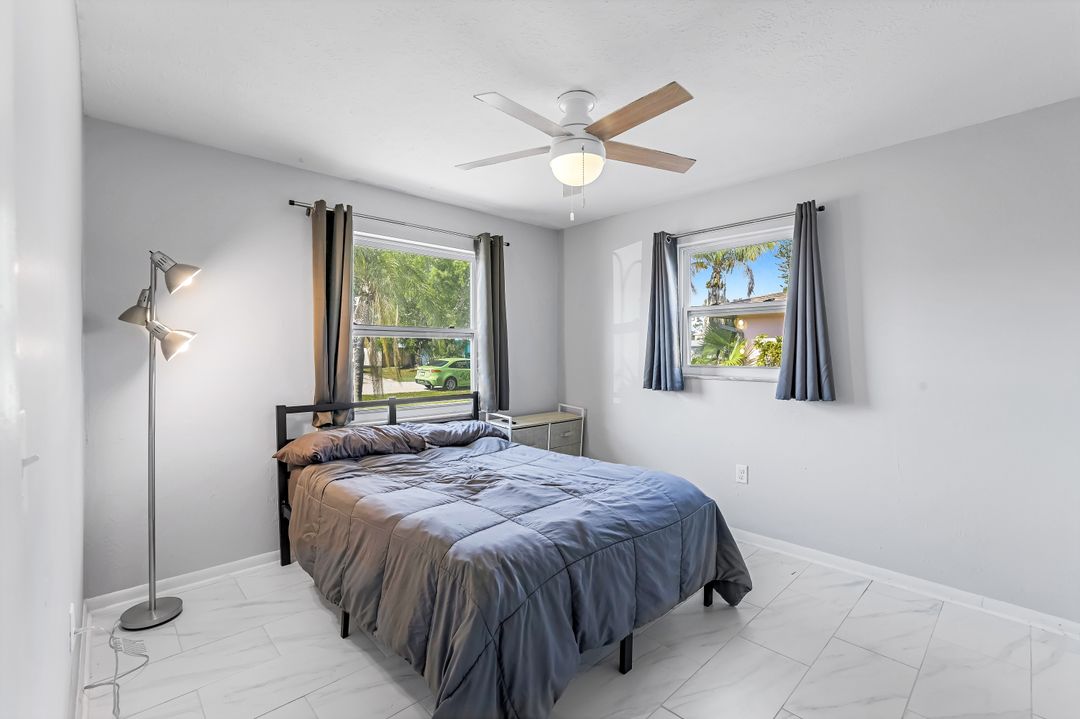 1670 N Hermitage Rd, Fort Myers, FL 33919