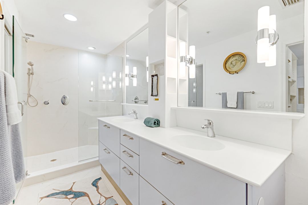 337 Vintage Bay Dr #D28, Marco Island, FL 34145