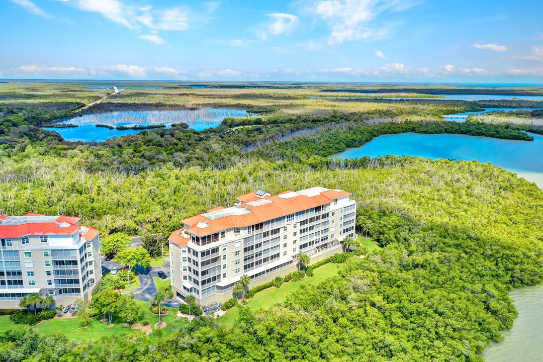 337 Vintage Bay Dr #D1, Marco Island, FL 34145