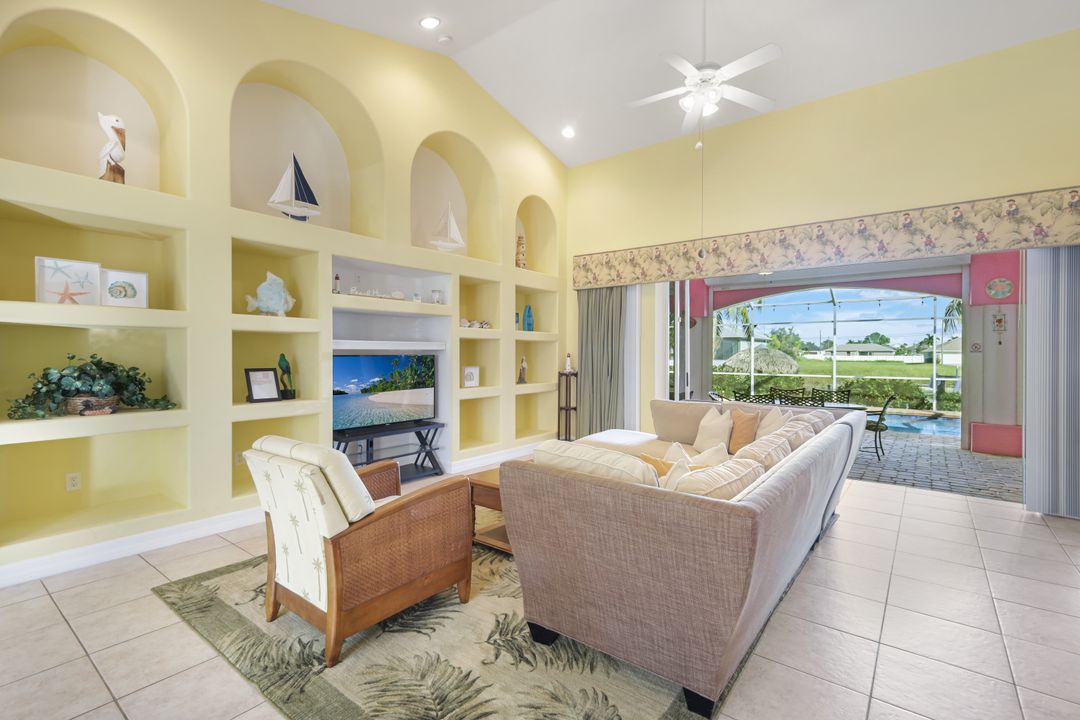 2539 SW 27th Ave, Cape Coral, FL 33914