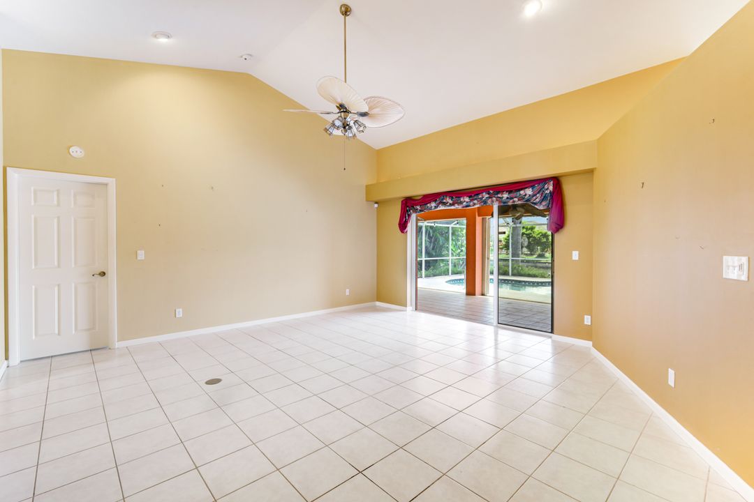 2143 SE 5th Ave, Cape Coral, FL 33990