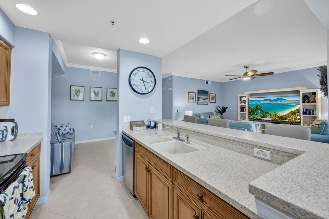 10285 Heritage Bay Blvd #813, Naples, FL 34120