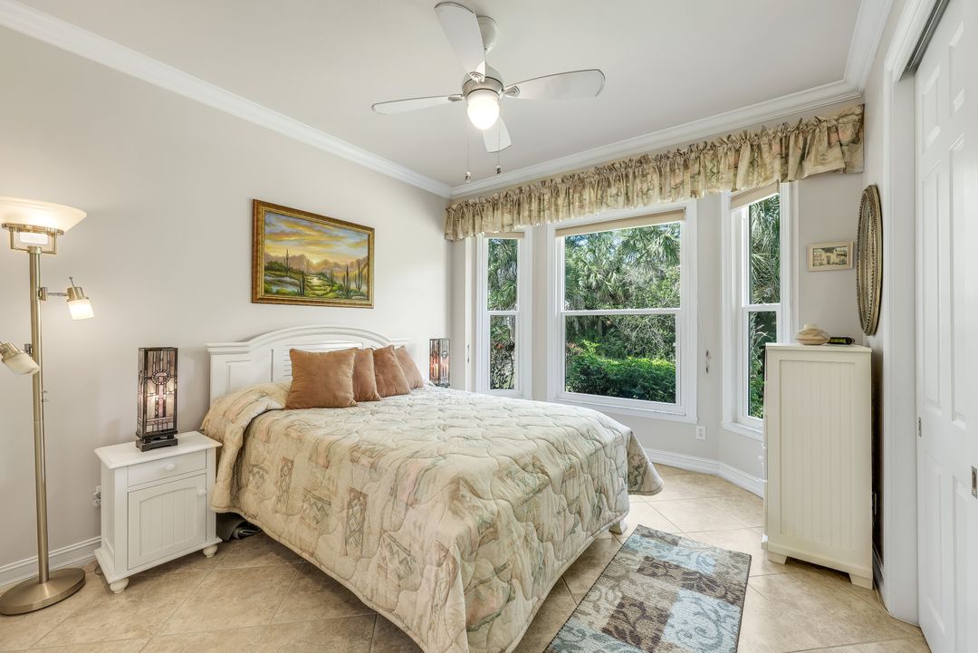 65 Heritage Way, Naples, FL 34110