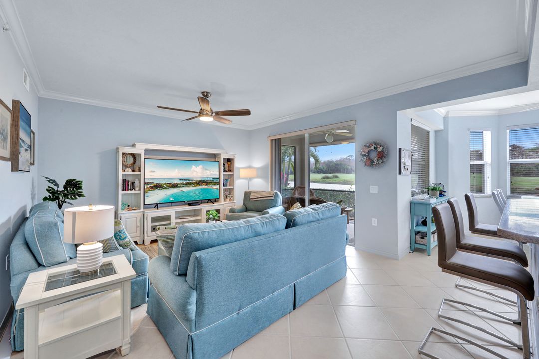 10285 Heritage Bay Blvd #813, Naples, FL 34120