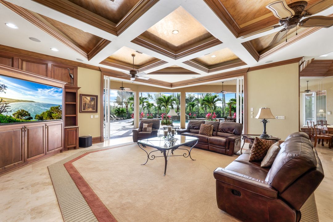 1532 Hermitage Ln, Cape Coral, FL 33914