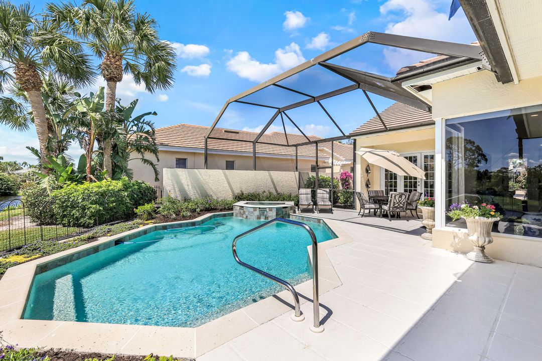 3687 Olde Cottage Ln, Bonita Springs, FL 34134