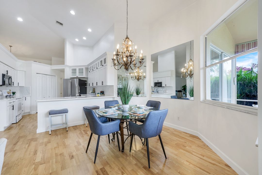 2237 Heritage Greens Dr, Naples, FL 34119