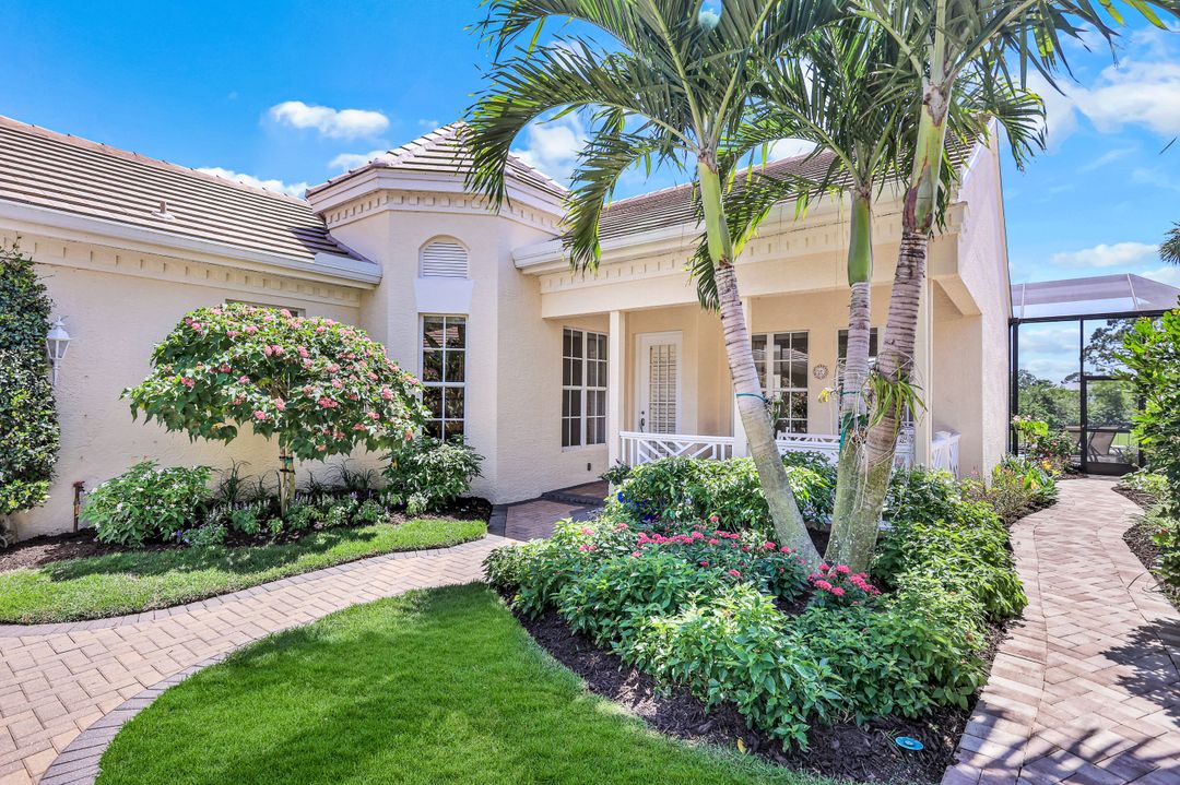 3687 Olde Cottage Ln, Bonita Springs, FL 34134