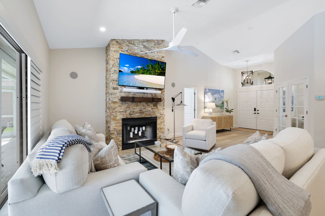 1507 Vintage Ln, Naples, FL 34104