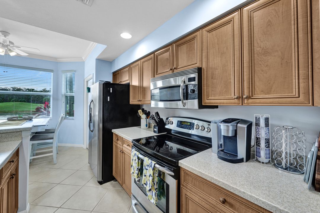 10285 Heritage Bay Blvd #813, Naples, FL 34120