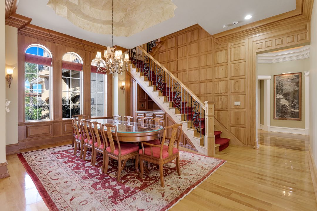 1532 Hermitage Ln, Cape Coral, FL 33914