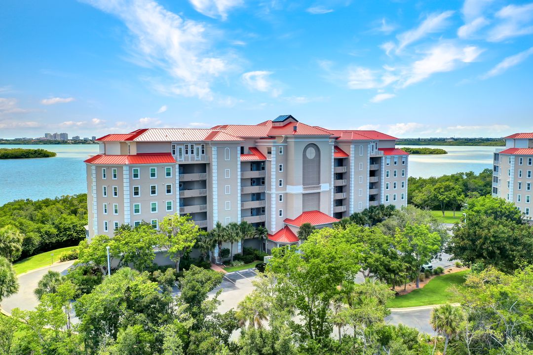 337 Vintage Bay Dr #D1, Marco Island, FL 34145