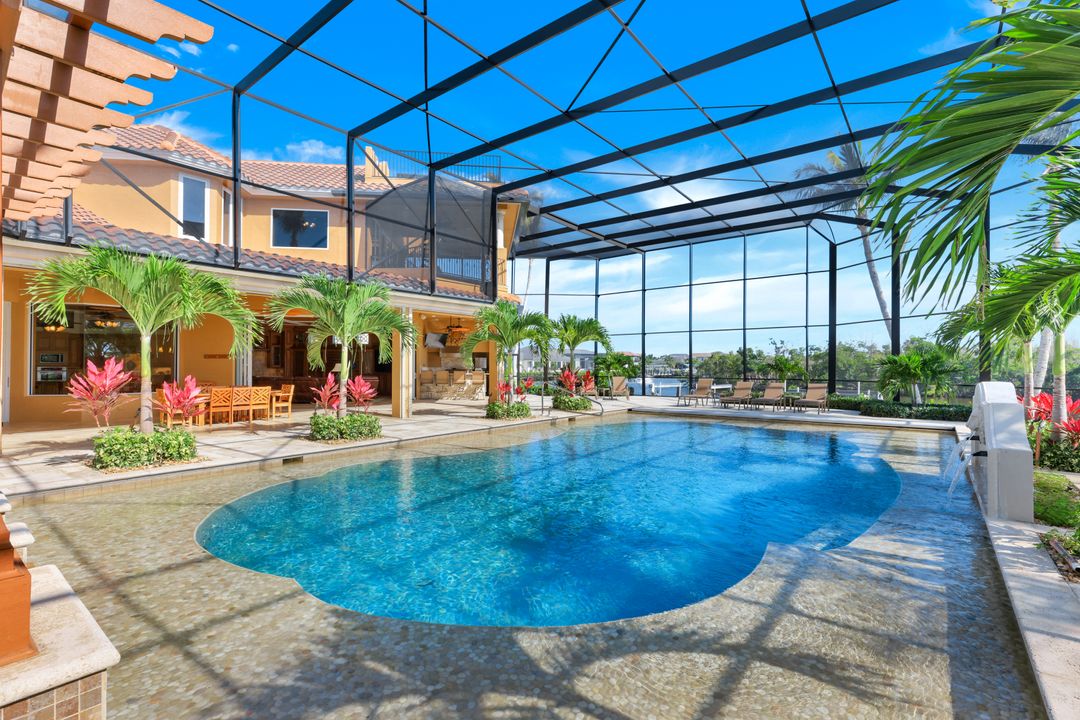 1532 Hermitage Ln, Cape Coral, FL 33914