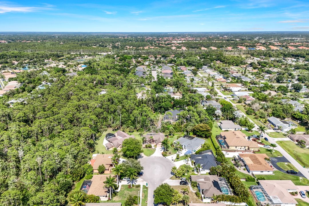 128 Heritage Way, Naples, FL 34110