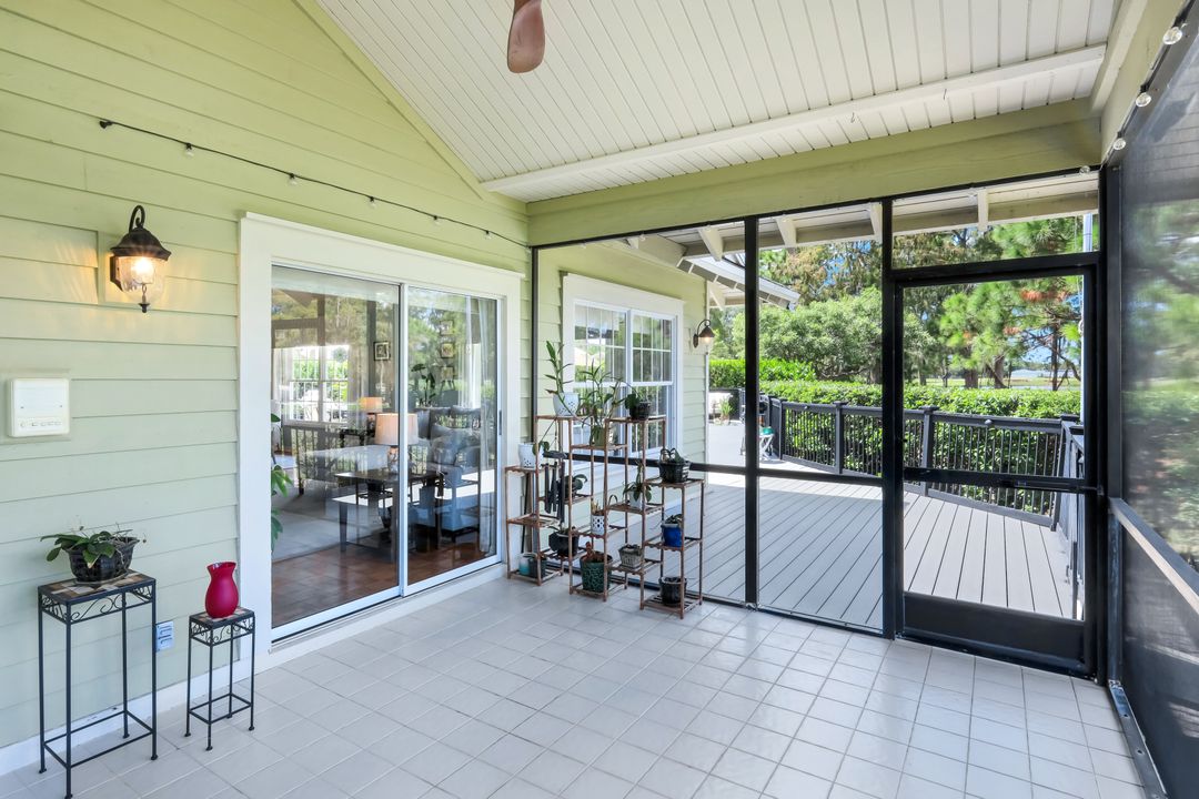 28 Golf Cottage Dr, Naples, FL 34105