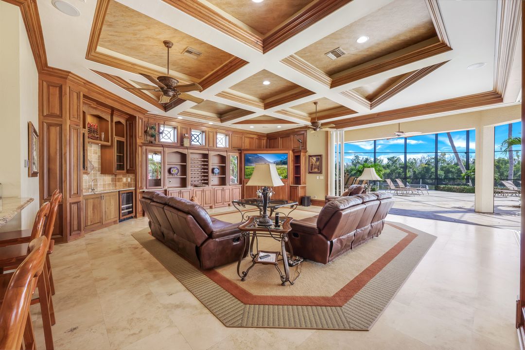 1532 Hermitage Ln, Cape Coral, FL 33914