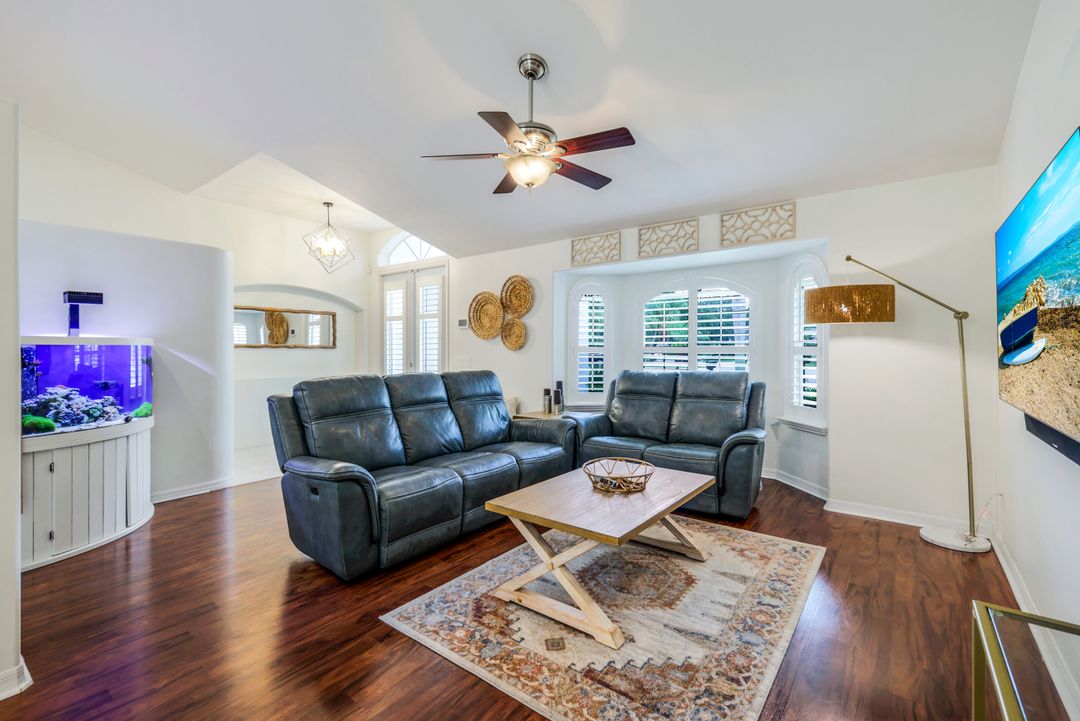 124 Heritage Way, Naples, FL 34110