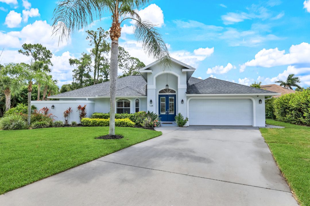 124 Heritage Way, Naples, FL 34110