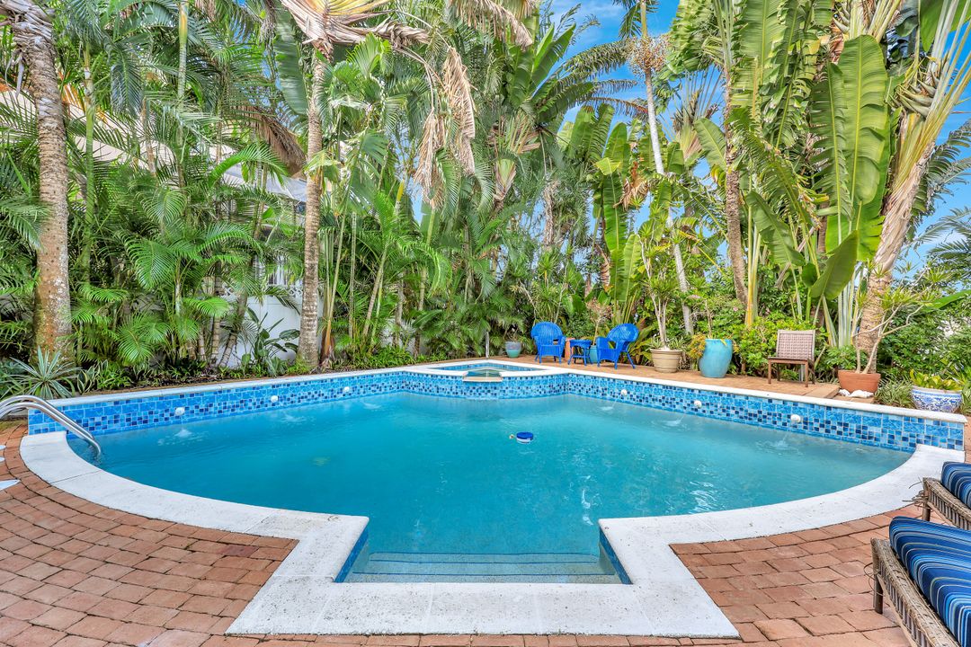 440 Cottage Ct, Marco Island, FL 34145