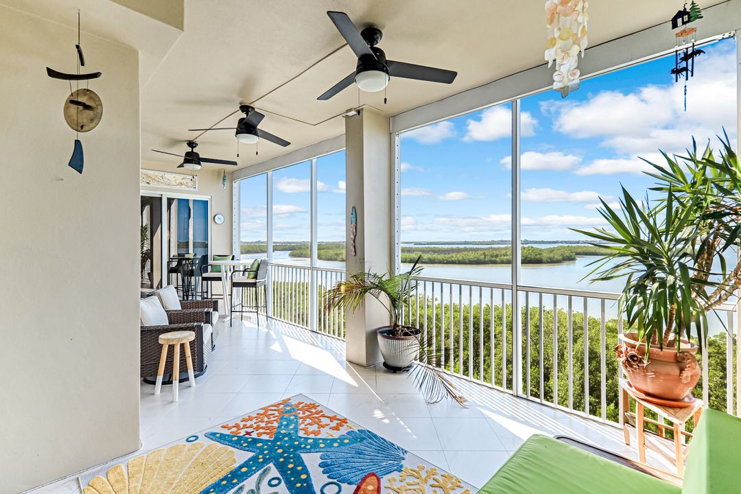 337 Vintage Bay Dr #D28, Marco Island, FL 34145