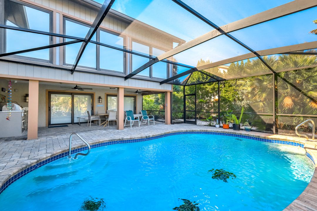 1126 Harbour Cottage Ct, Sanibel, FL 33957