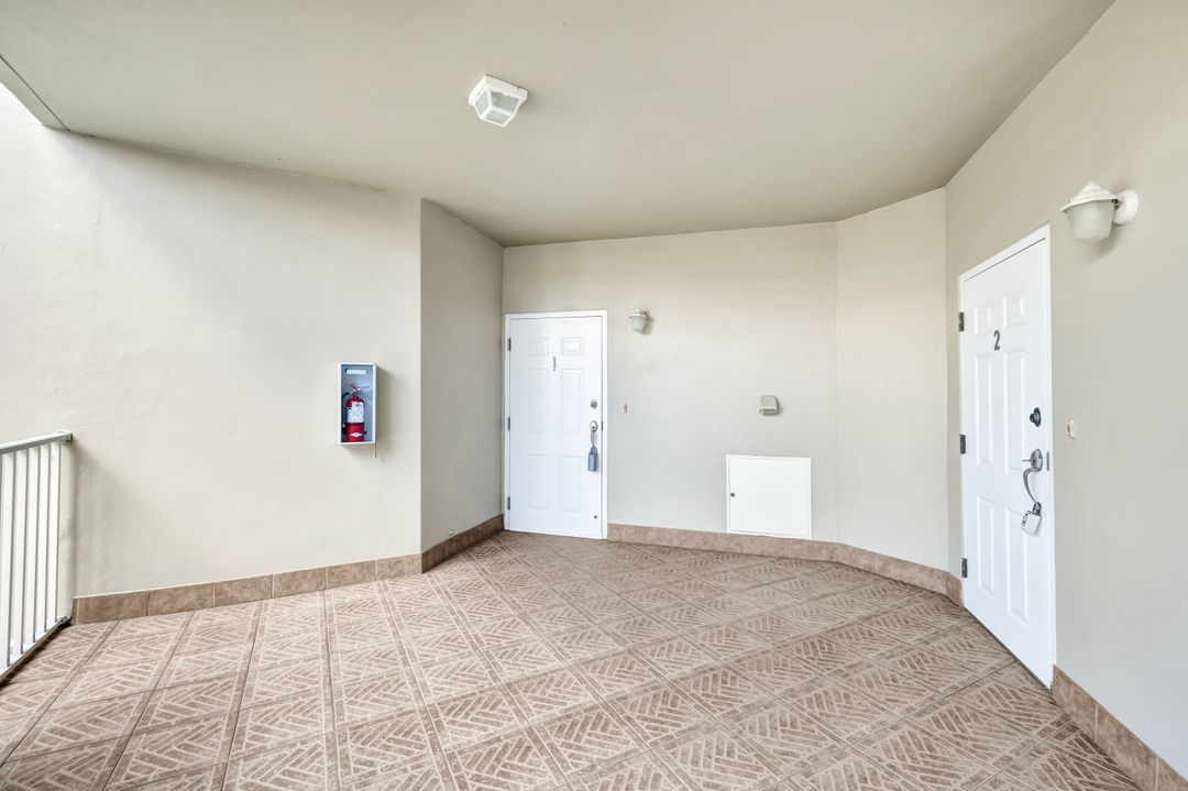 337 Vintage Bay Dr #D1, Marco Island, FL 34145