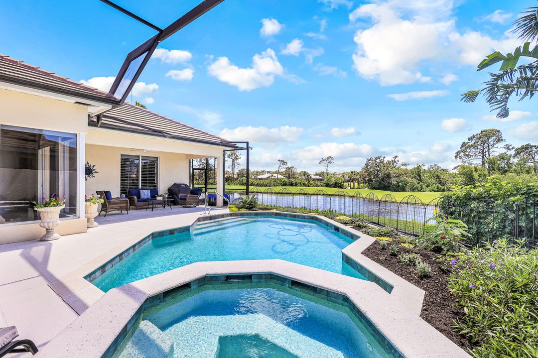 3687 Olde Cottage Ln, Bonita Springs, FL 34134