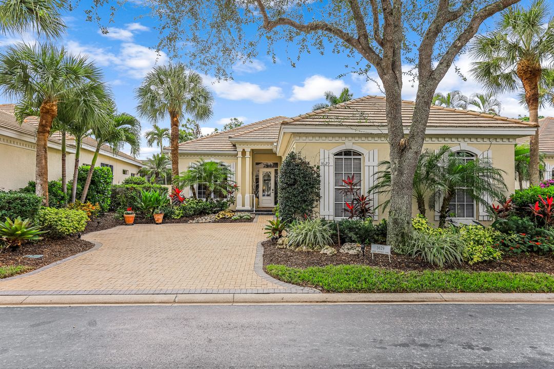 3629 Olde Cottage Ln, Bonita Springs, FL 34134