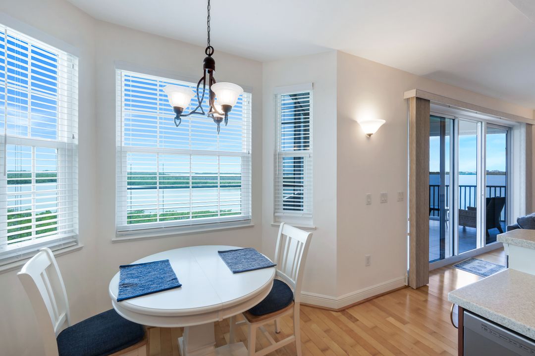 337 Vintage Bay Dr #D25, Marco Island, FL 34145