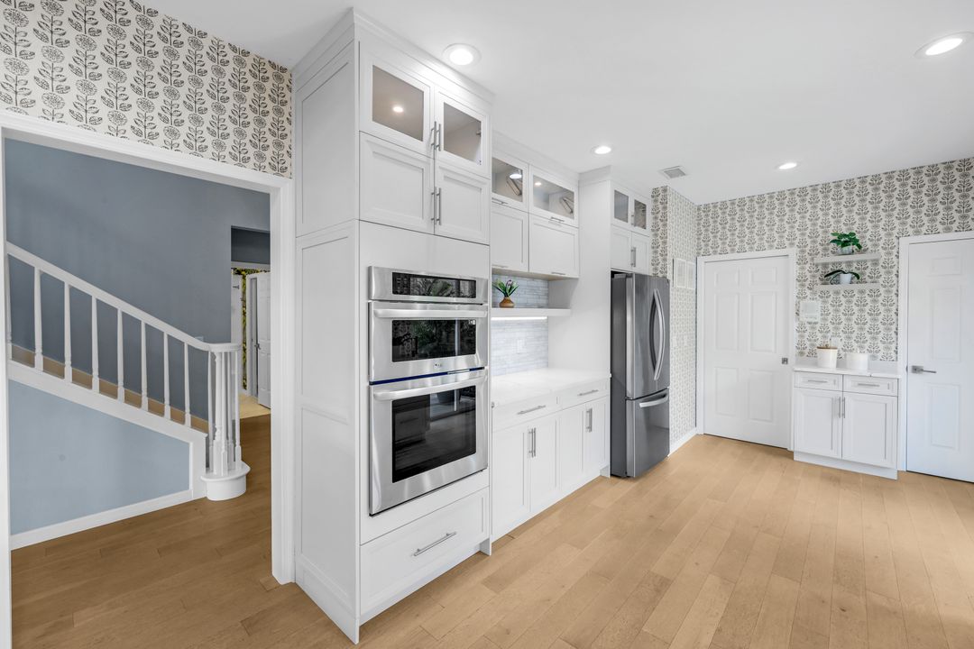 28 Golf Cottage Dr, Naples, FL 34105