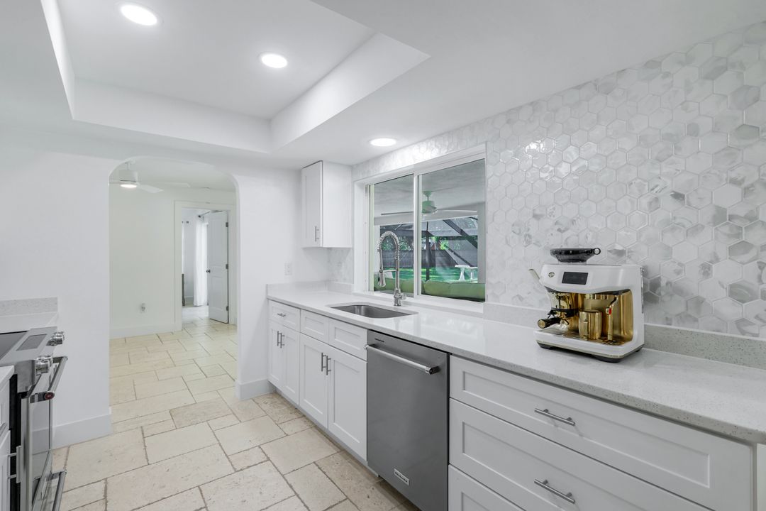 3636 Heritage Ln, Fort Myers, FL 33908