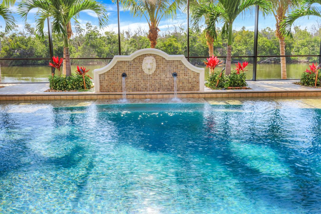 1532 Hermitage Ln, Cape Coral, FL 33914