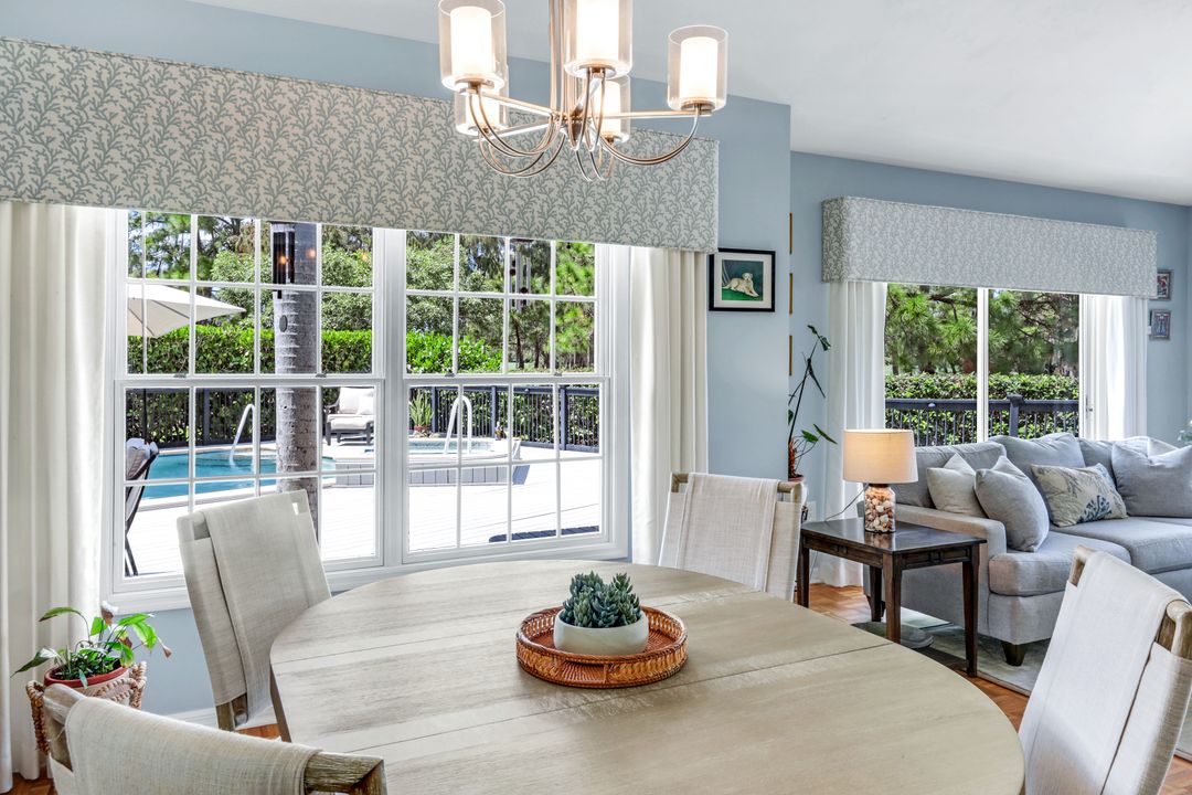 28 Golf Cottage Dr, Naples, FL 34105