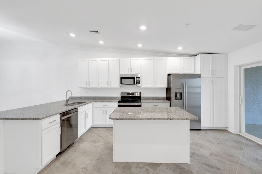 14070 Heritage Landing Blvd #422, Punta Gorda, FL 33955