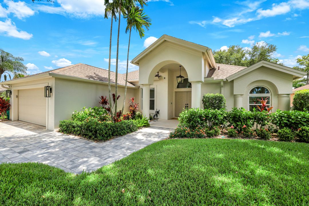 1507 Vintage Ln, Naples, FL 34104