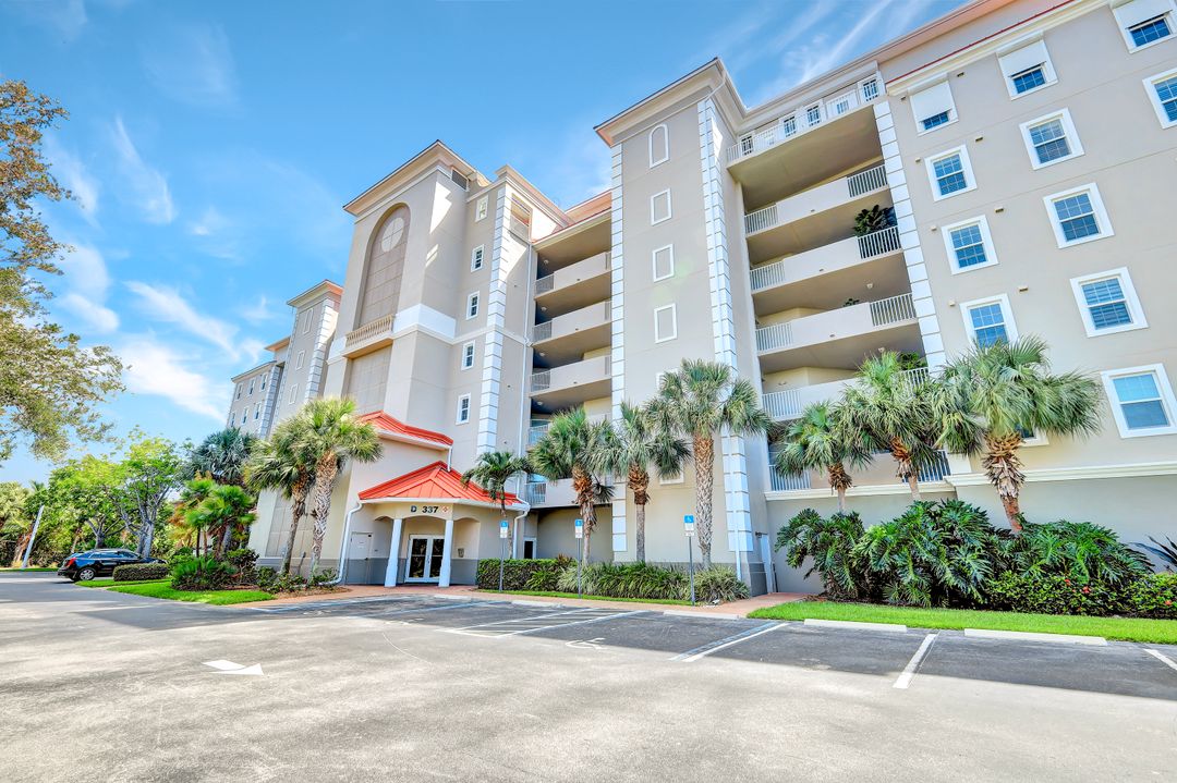 337 Vintage Bay Dr #D1, Marco Island, FL 34145