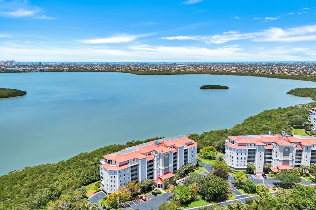 337 Vintage Bay Dr #D25, Marco Island, FL 34145