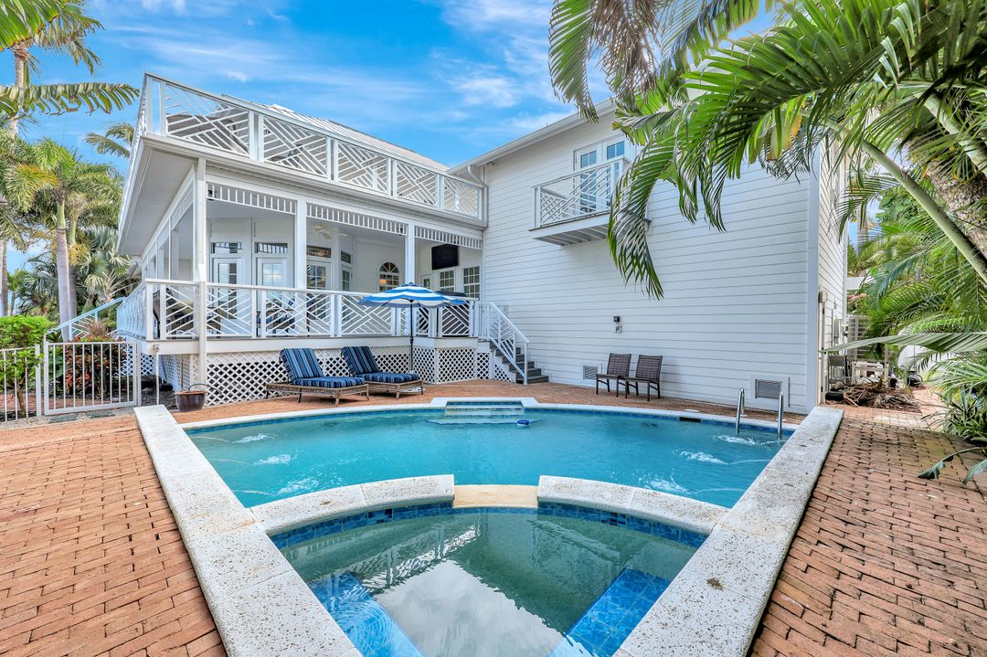 440 Cottage Ct, Marco Island, FL 34145