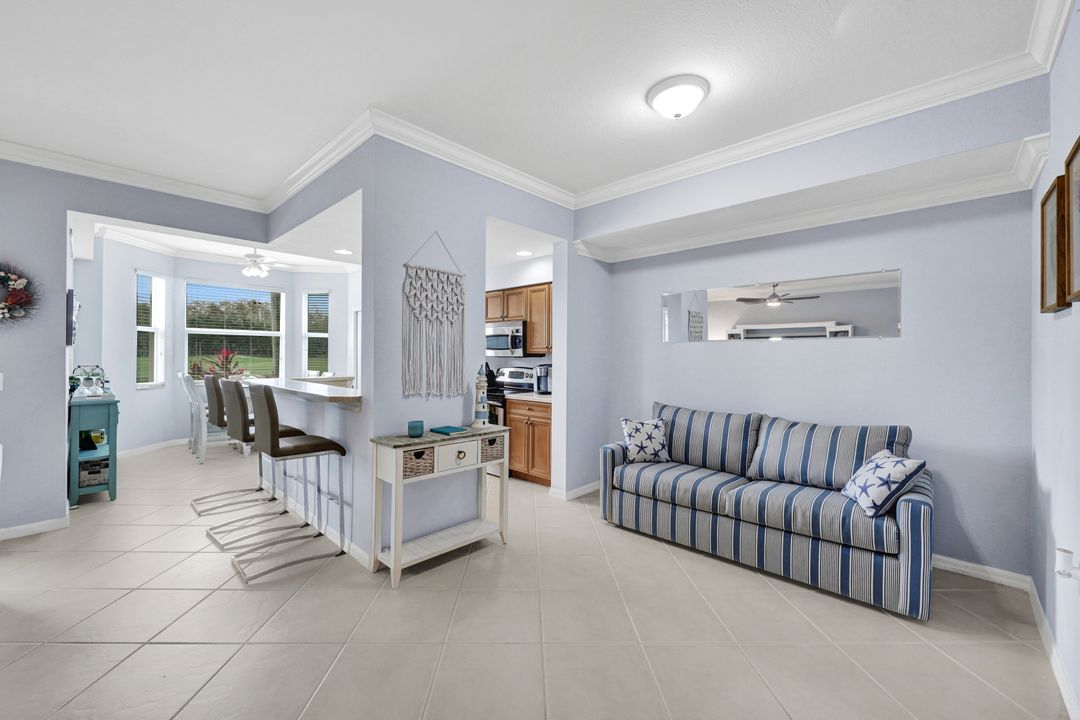 10285 Heritage Bay Blvd #813, Naples, FL 34120