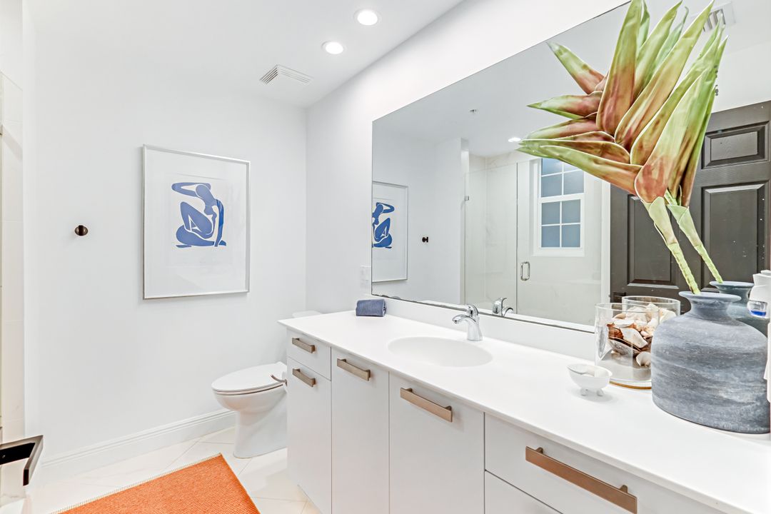 337 Vintage Bay Dr #D28, Marco Island, FL 34145