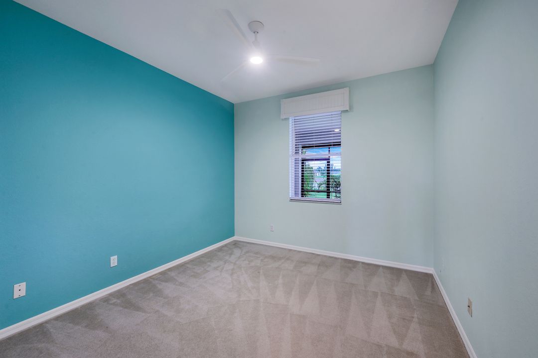 18025 Greenwood Dr, Naples, FL 34114