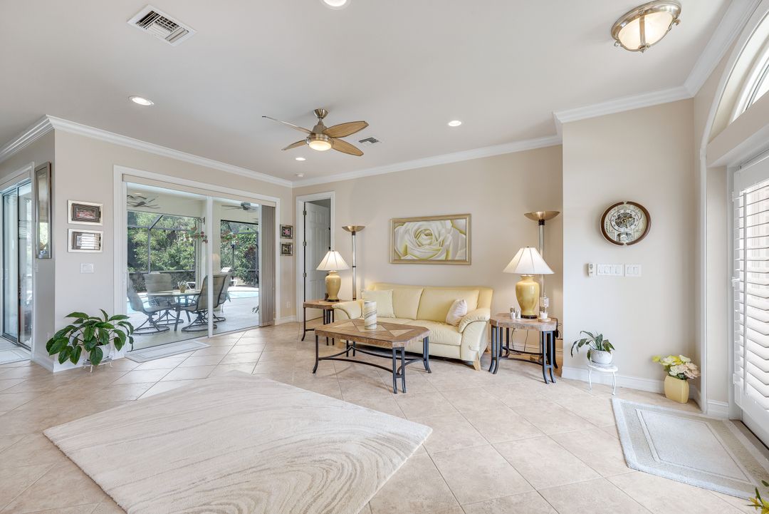 65 Heritage Way, Naples, FL 34110