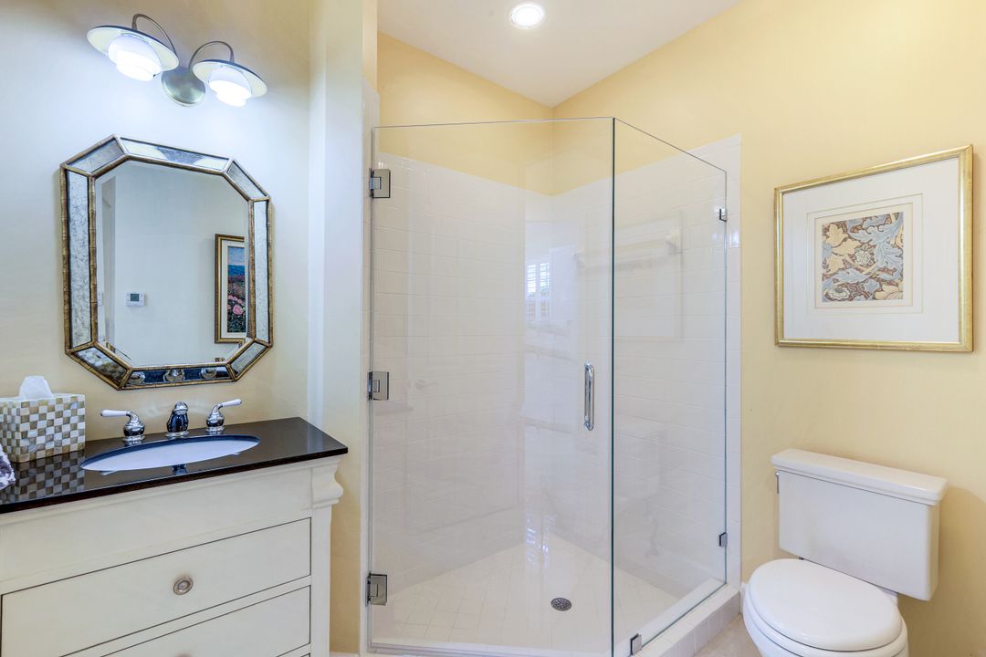 3687 Olde Cottage Ln, Bonita Springs, FL 34134