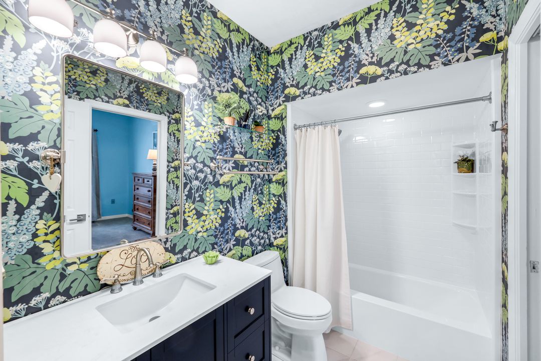 28 Golf Cottage Dr, Naples, FL 34105