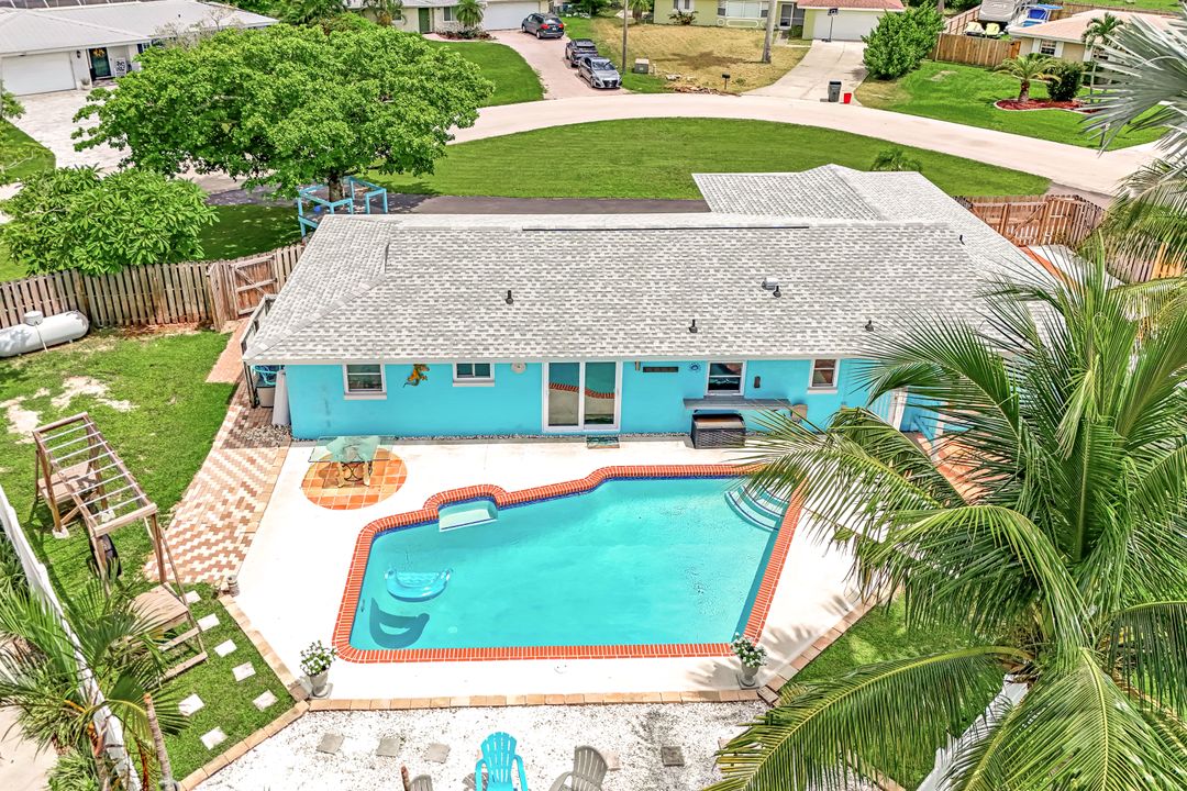 1683 S Hermitage Rd, Fort Myers, FL 33919